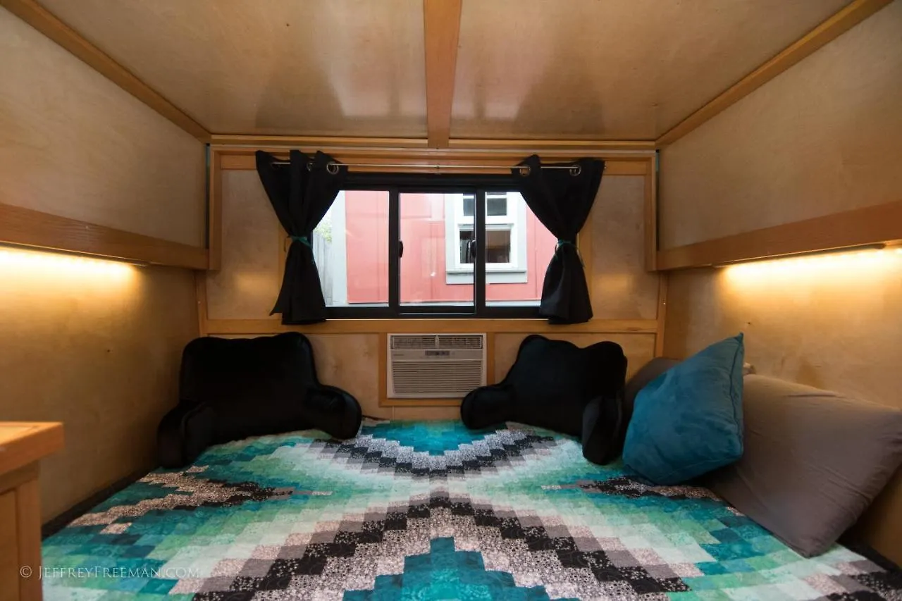 Caravan- The Tiny House Hotel Portland
