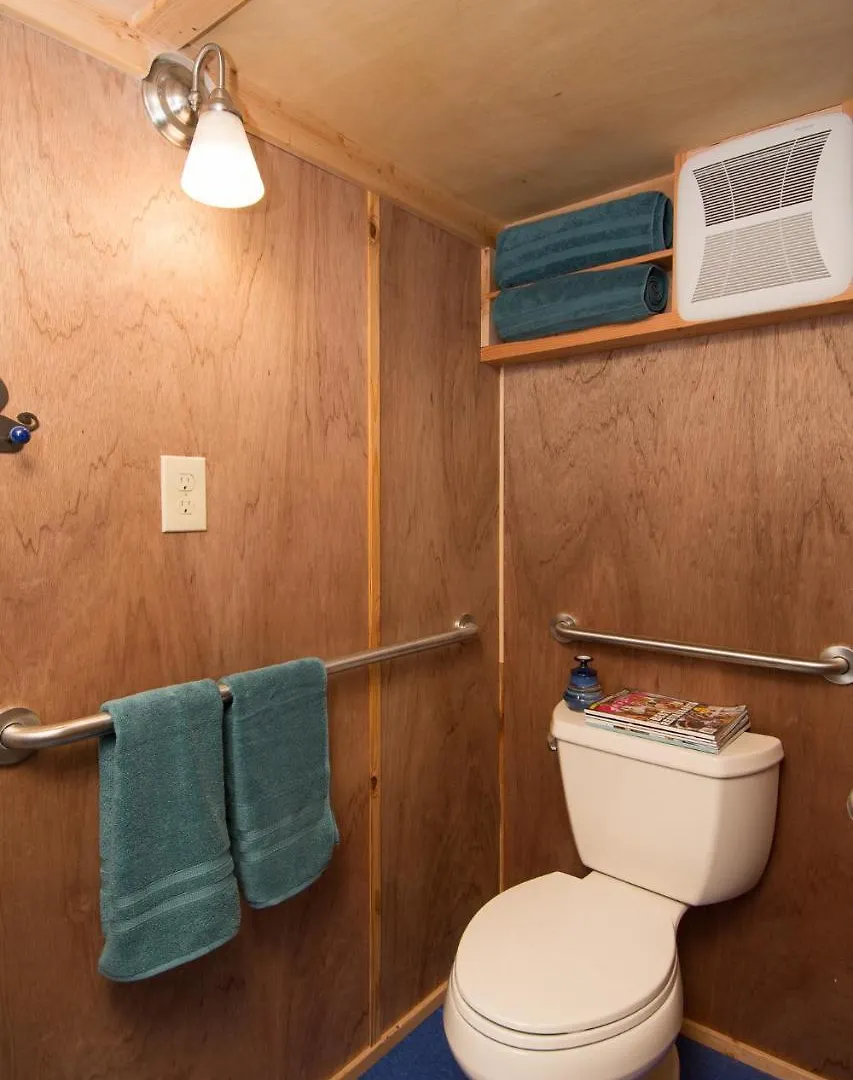 Caravan- The Tiny House Hotel Portland
