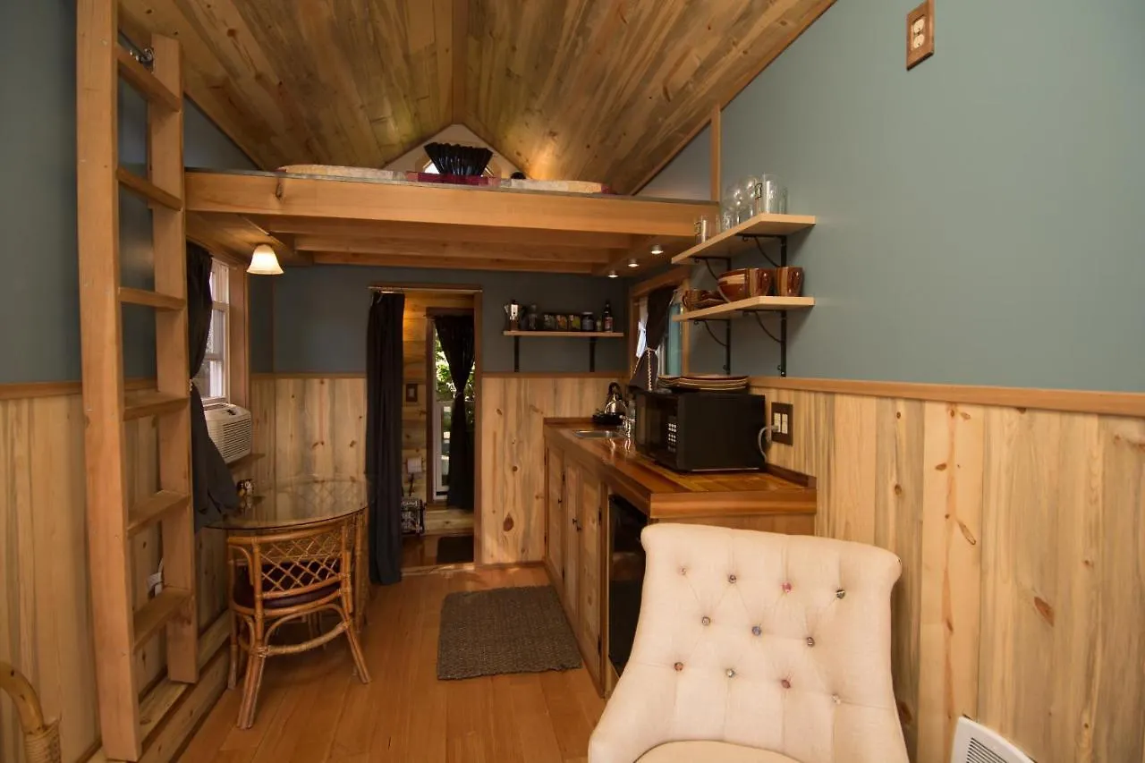 Caravan- The Tiny House Hotel Portland