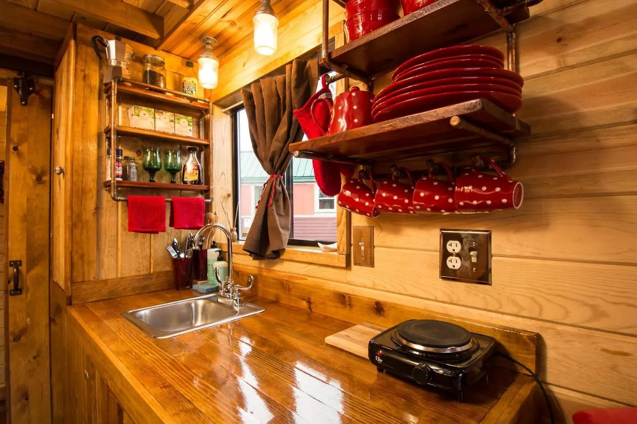 Caravan- The Tiny House Hotel Portland