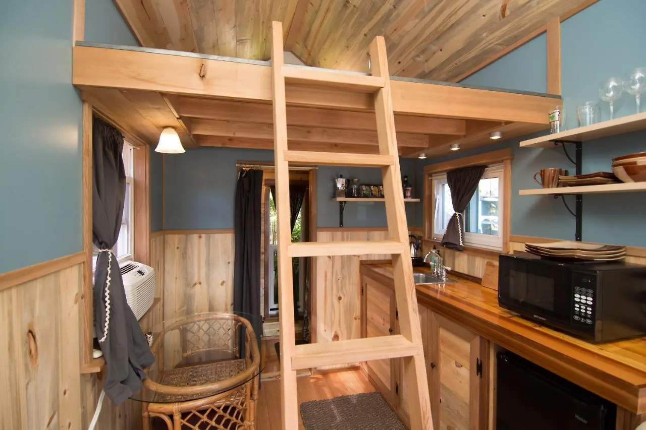 Caravan- The Tiny House Hotel Portland