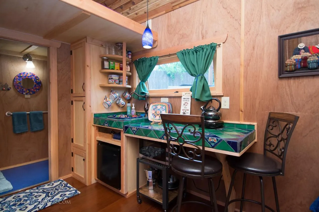 Caravan- The Tiny House Hotel Portland